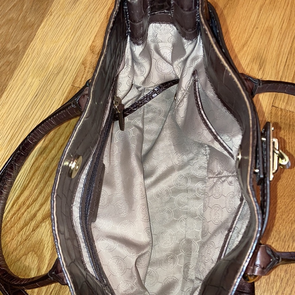 Michael Kors Brown Leather Crocodile Purse - EUC - Picture 8 of 12